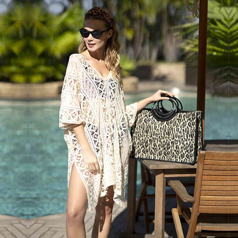 Sexy White Crochet Bikini Cover-ups Glamorous Hollow Out Tassel Summer Tops Plus Size Women Beach Wear Swim Suit Cover Up Q1249 210420
