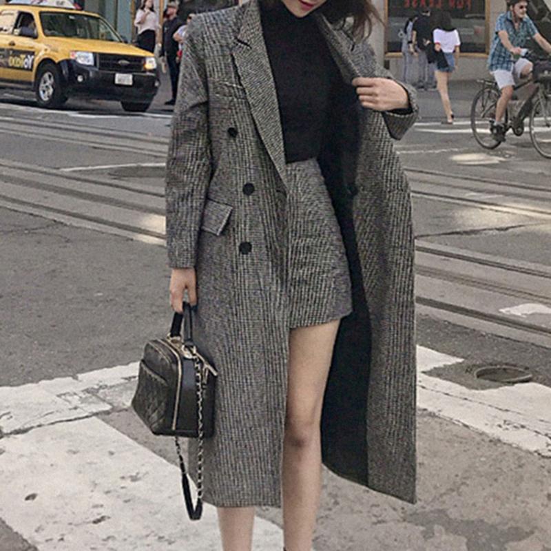 Women' Wool & Blends Japanese Style Regular Button Straight Double-Breasted Mid-Length Overcoat, Gray
Women' Wool & Blends Japanese Style Regular Button Straight Double-Breasted Mid-Length Overcoat, Gray
