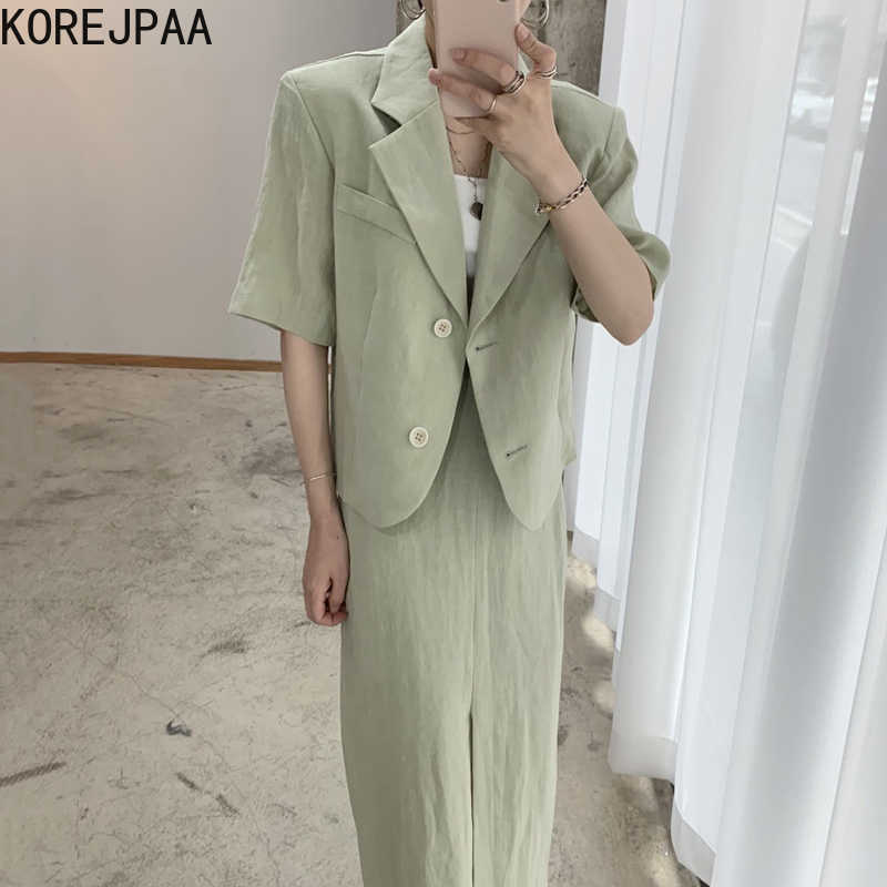 Korejpaa Women Sets Summer Korean Chic Ladies French Lapel Two Button Loose Jackets High Waist Over-the-Knee Slit Skirts 210526, Apricot skirt
Korejpaa Women Sets Summer Korean Chic Ladies French Lapel Two Button Loose Jackets High Waist Over-the-Knee Slit Skirts 210526, Apricot skirt