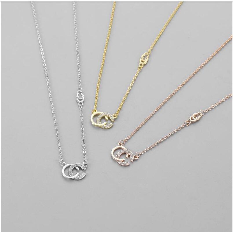 2021 NEW Wholesale Brand Designer Double Letters necklace Gold Tone necklace For Women Men Wedding Party Jewelry Gift
2021 NEW Wholesale Brand Designer Double Letters necklace Gold Tone necklace For Women Men Wedding Party Jewelry Gift