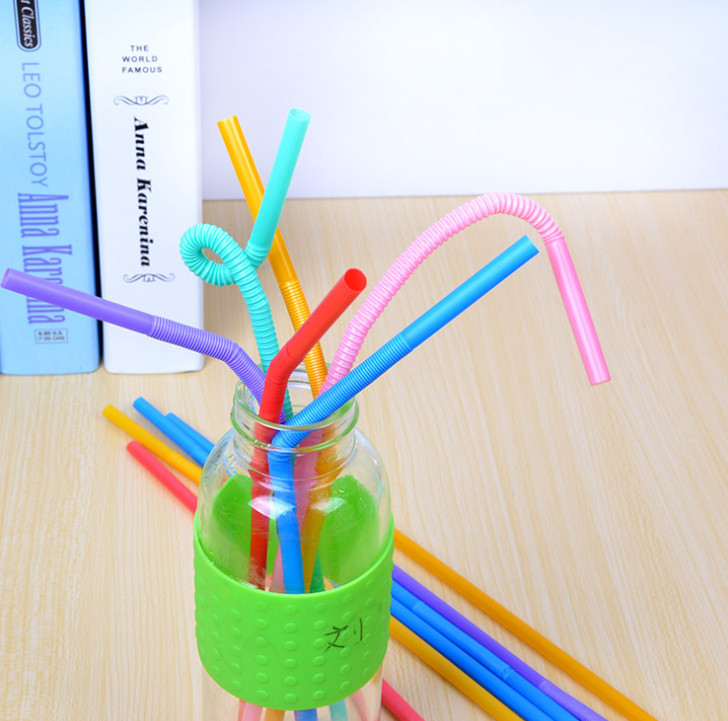 The latest color art straws disposable shape juice drinks, one set = 100 packs can be bent, made of food-grade materials Free shipping