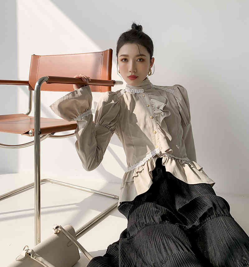 Court Ruffle Flare Sleeve Tops Button Up Turtleneck Shirt Women Khaki Long Ladies Blouse Clothing 210427