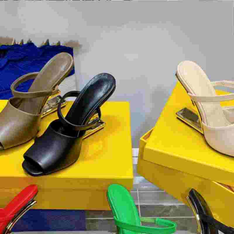 Metal heel slippers First sandals Wide horizontal straps with strappy high-heeled sandals Letter three-dimensional heel, Black
Metal heel slippers First sandals Wide horizontal straps with strappy high-heeled sandals Letter three-dimensional heel, Black