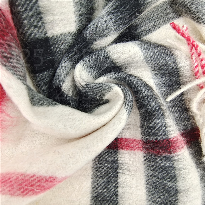 warm Chec wo soft scarf 10 designers scarvesreal imitation Big Scarves Classic thick nice women's silk and Unisex classic high-end men'