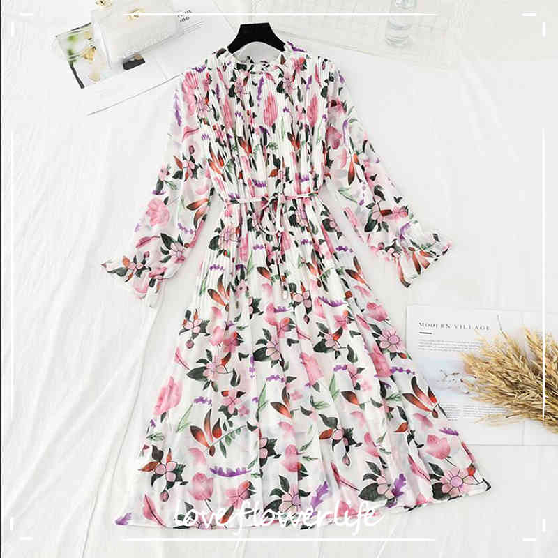 Spring autumn Pleated Chiffon Dress Women Female Casual Flare Sleeve Print Dresses Long sleeve Plus Size Midi Dress 210521, Plaid dark blue
Spring autumn Pleated Chiffon Dress Women Female Casual Flare Sleeve Print Dresses Long sleeve Plus Size Midi Dress 210521, Plaid dark blue