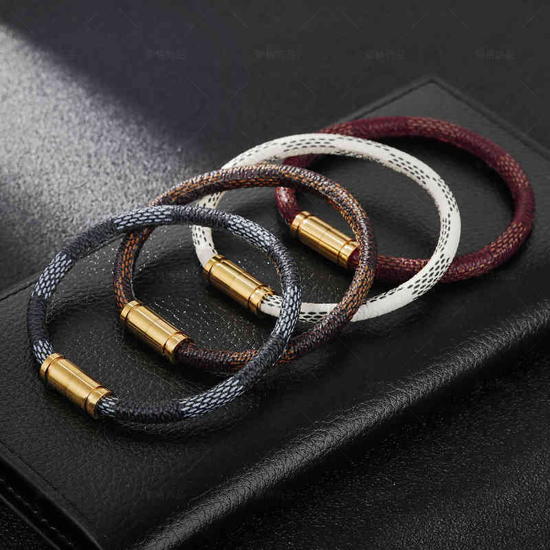 Bangle Charm Bracelets 2021 Fashion Cowhide Stripe Bracelet Bracelet, Male and Female Couple Stainless Steel Magnetic Buckle Jewelry