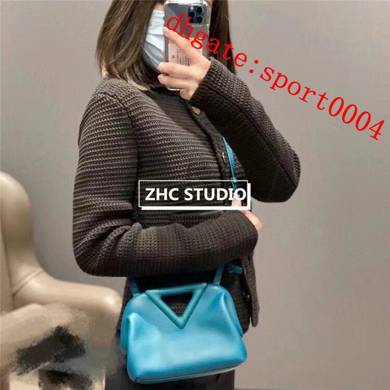 Womens luxury handbag designer V shoulder bags half moon fashion Dumpling leather bag simple multicolor triangle messenger handbags, Make up the difference
Womens luxury handbag designer V shoulder bags half moon fashion Dumpling leather bag simple multicolor triangle messenger handbags, Make up the difference