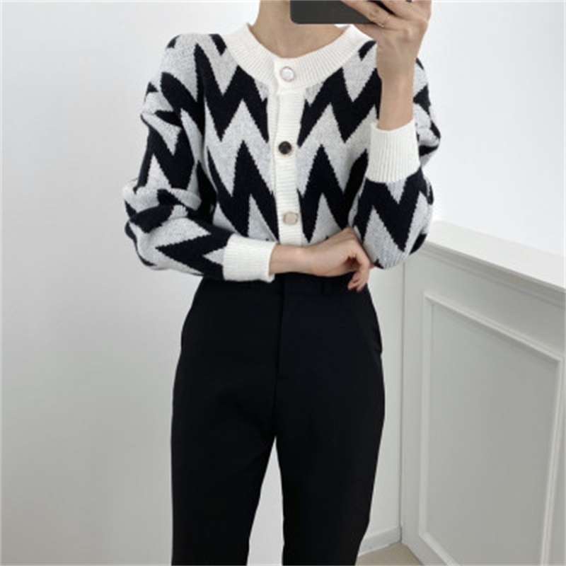 Geometric Knitted Korean Cardigans Sweaters Women Autumn Single Breasted Long Sleeve Tops Fashion Ladies Vintage Jumpers 210514