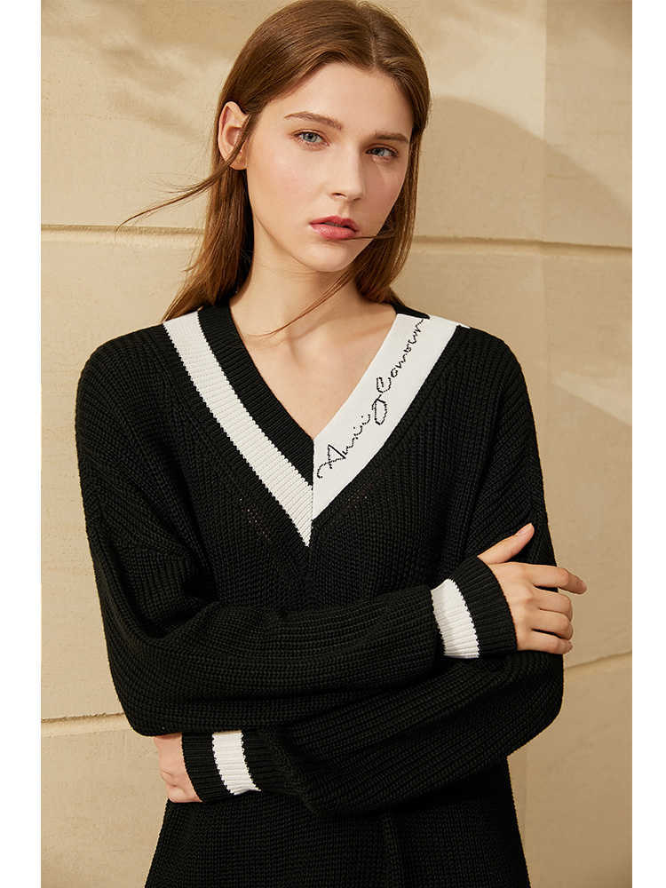 Minimalism Winter Women's Dress Fashion OLstyle Vneck Patchwork Knee-length Sweater Simple Female 12041035 210527