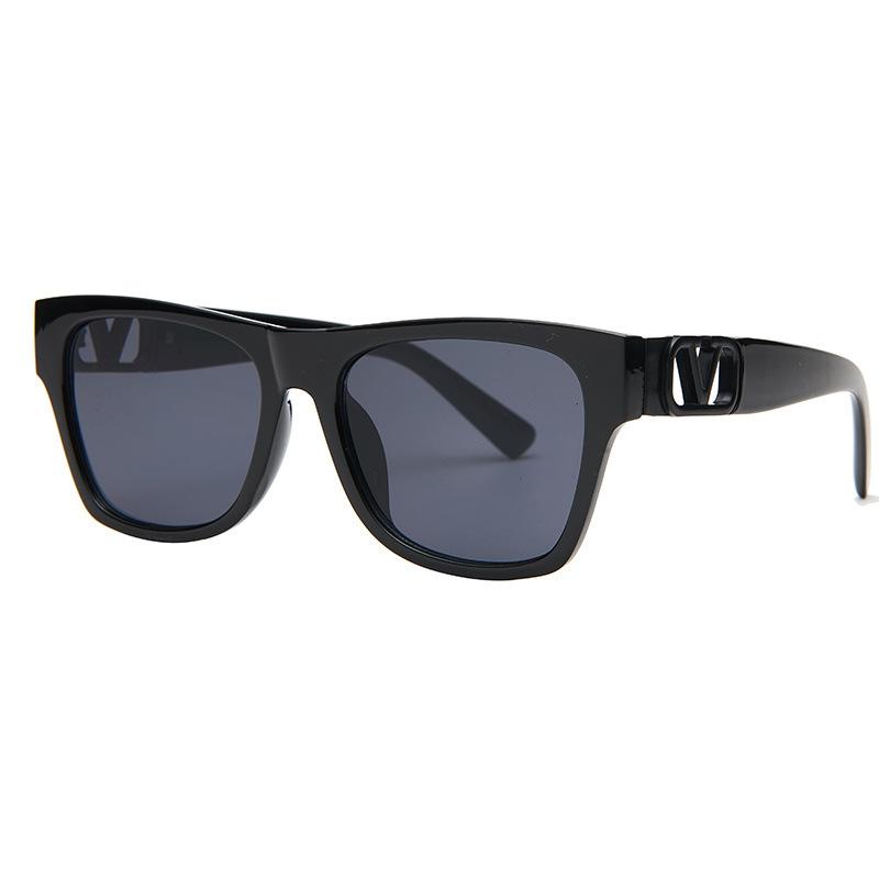 Sunglasses 2021 Fashion Ladies Square Retro Oversized Letter Fuv400, White;black
Sunglasses 2021 Fashion Ladies Square Retro Oversized Letter Fuv400, White;black