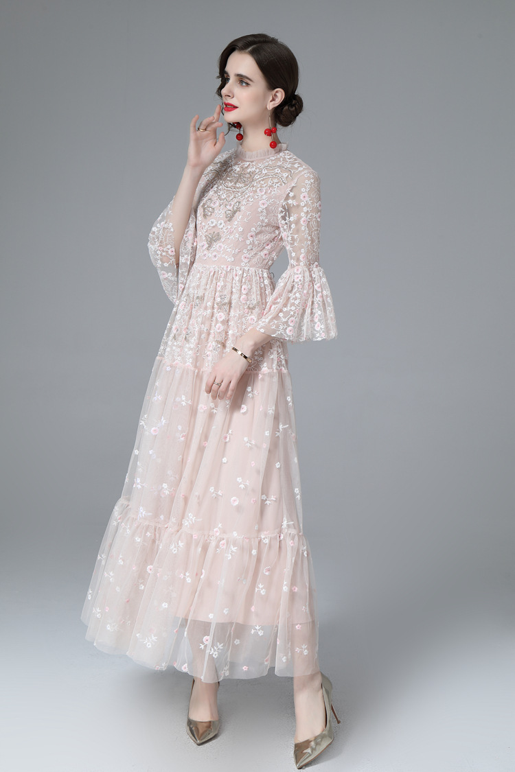 Women's Runway Dress O Neck Flare Sleeves Embroidery Elegant Fashion Party Prom Gown