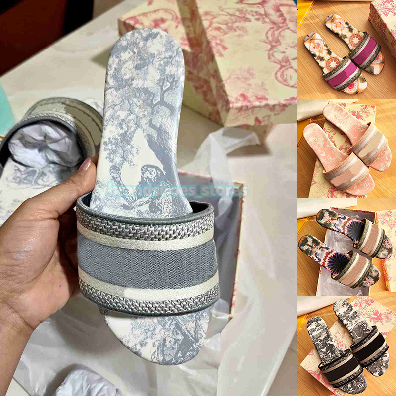 2021 Women Sandals Slippers Embroidery Designers Slides Sandal Floral Brocade Flip Flops Striped Beach Leather Rubber Flower Slipper Loafers
2021 Women Sandals Slippers Embroidery Designers Slides Sandal Floral Brocade Flip Flops Striped Beach Leather Rubber Flower Slipper Loafers