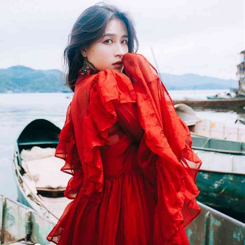 Fashion Red Holiday Ruffled Vintage Dress Women's Flared Sleeves Female Chiffon Two-Piece Big Swinging Long Dresses 210520