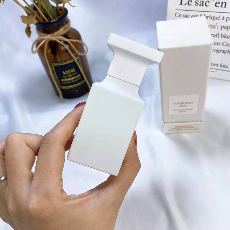 TUBEREUSE NUE white Perfumes Fragrances For Women top Quality female Perfumer Spray Parfum long Lasting Fragrance EDP 50ML
TUBEREUSE NUE white Perfumes Fragrances For Women top Quality female Perfumer Spray Parfum long Lasting Fragrance EDP 50ML