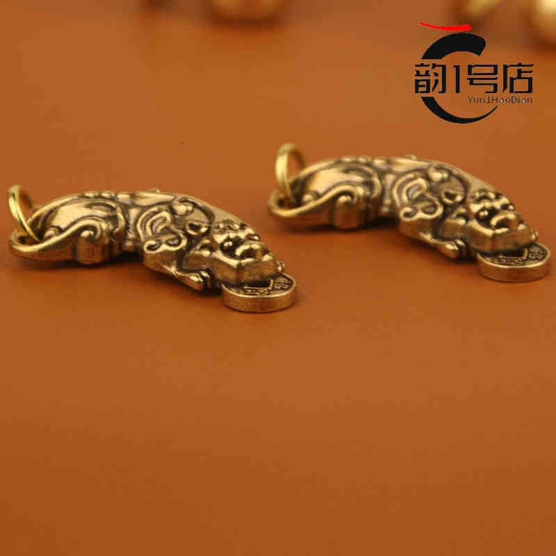 Key Rings Chinese Style Pure Brass Hollow Open Cover Gourd Full of Sand Creative Chain Pendant Portable
