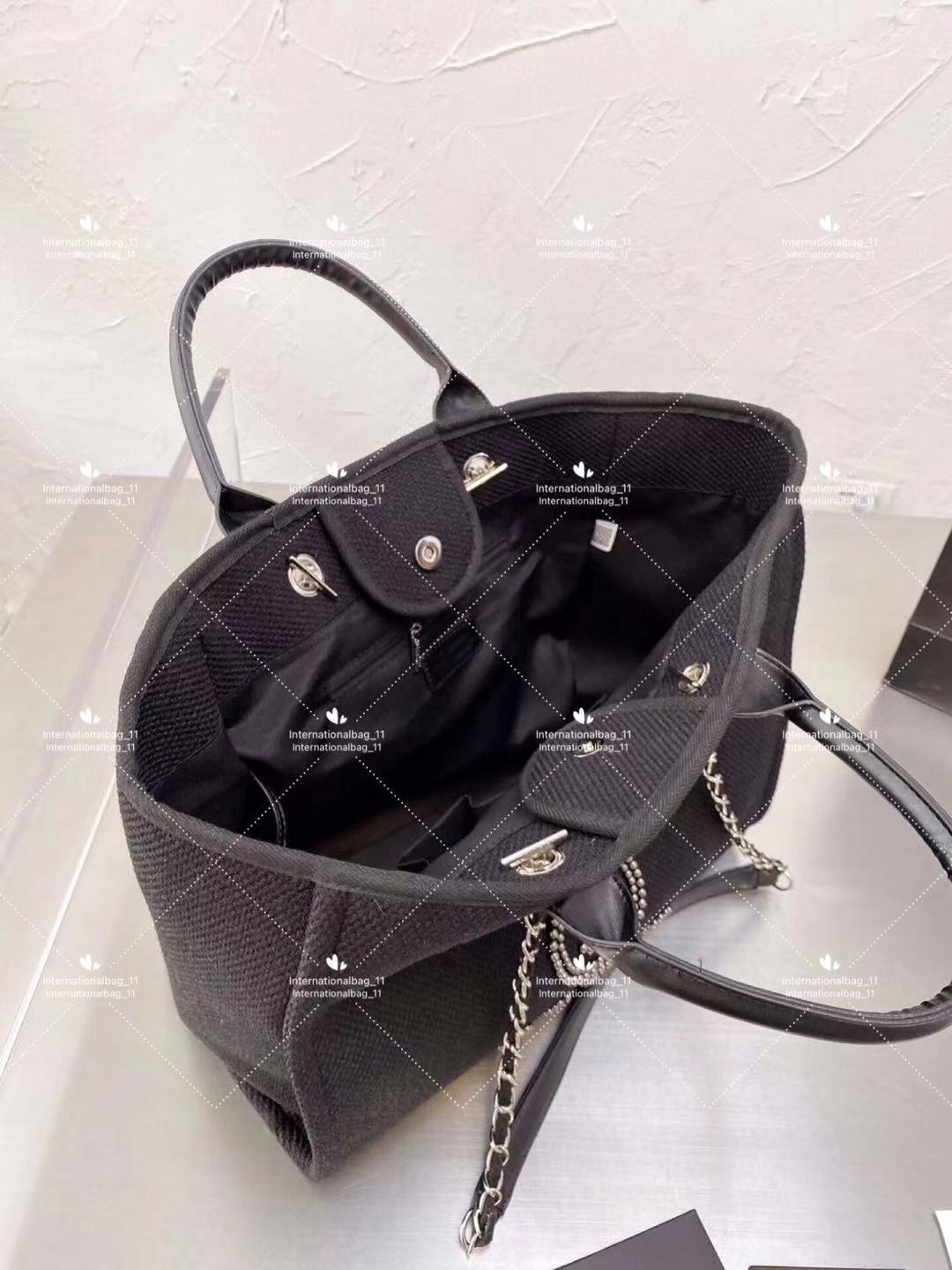 Fashionable Plain Ladies Designer Canvas Classic Beach Bags Pearl Bulk Mummy Bag for Leisure Shopping with High Quality Portable Totes
Fashionable Plain Ladies Designer Canvas Classic Beach Bags Pearl Bulk Mummy Bag for Leisure Shopping with High Quality Portable Totes