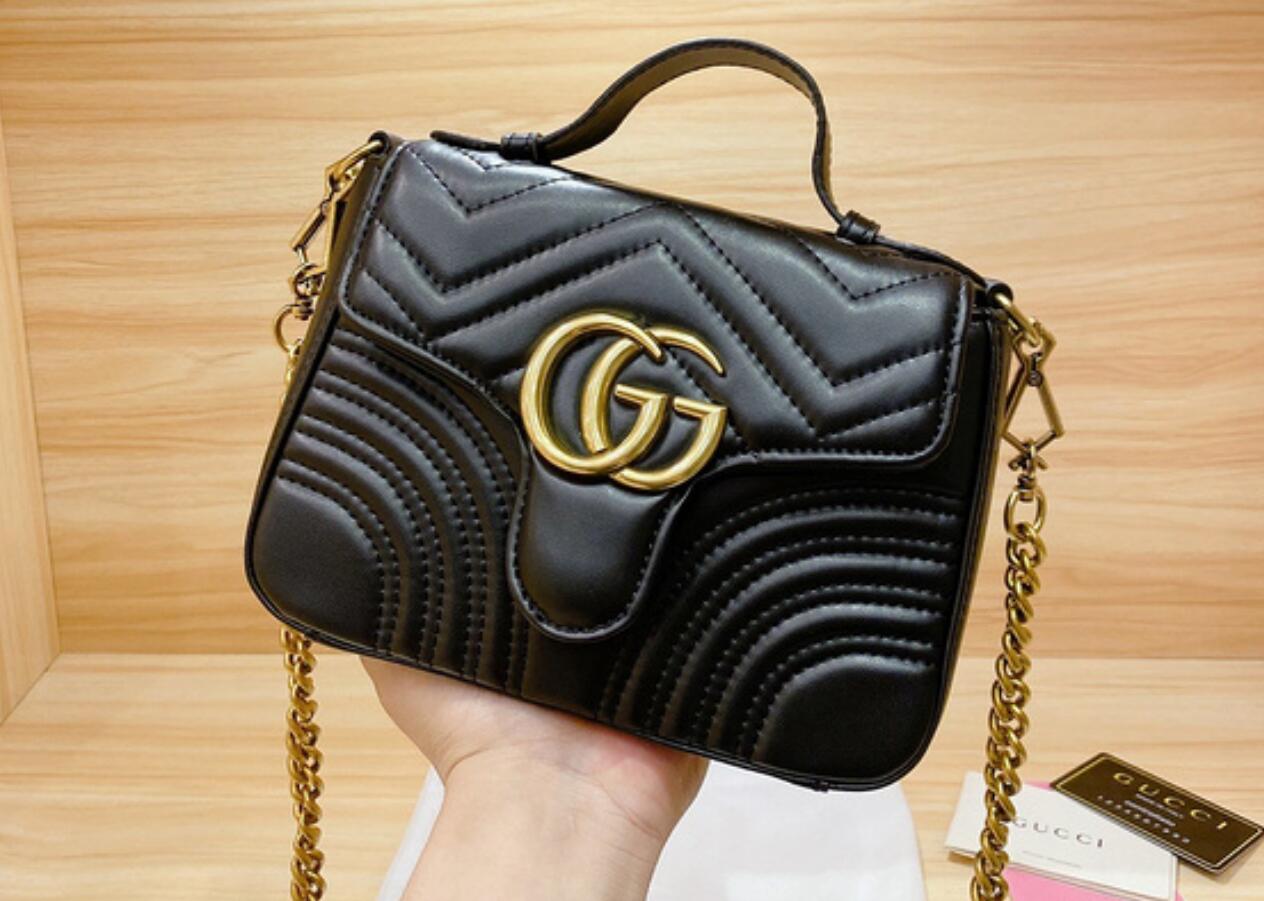 100% qualityLVLOUISbagVITTONSplicing High capacity shopping bag classic shoulder bags clutch handbags leather crossbody packages luxury totes 1168, Red;black
100% qualityLVLOUISbagVITTONSplicing High capacity shopping bag classic shoulder bags clutch handbags leather crossbody packages luxury totes 1168, Red;black