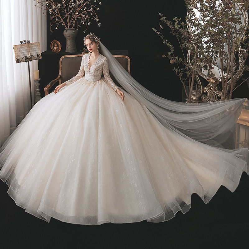 2025 Luxury Muslim Wedding Dresses deep V-Neck Lace Long Sleeves Sparkling Sequins Beads Appliqued Wedding Dress With Veil Custom Made Vestidos De Nov