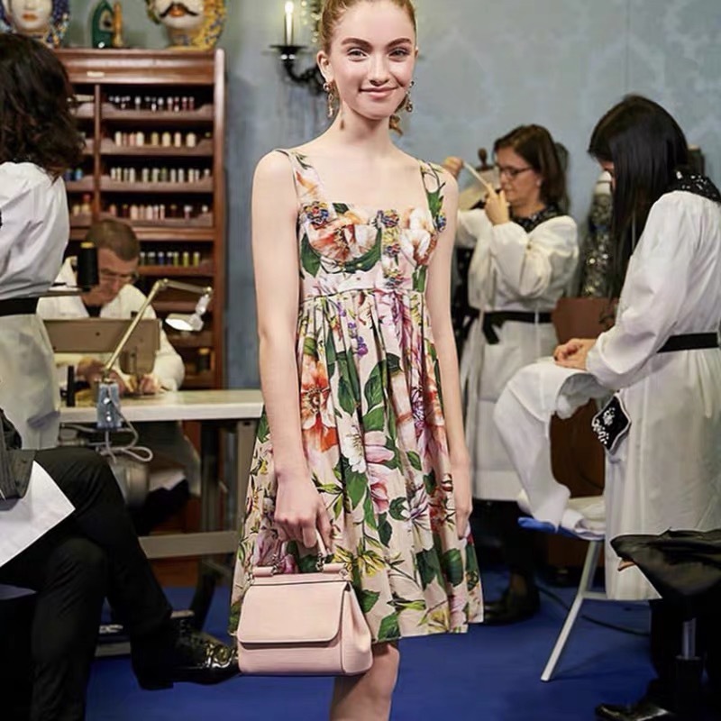 Runway Style Summer Cotton Spaghetti Strap Dress Women's luxury Button Flower Print Sexy Party Short Mini Dresses Robe 210421