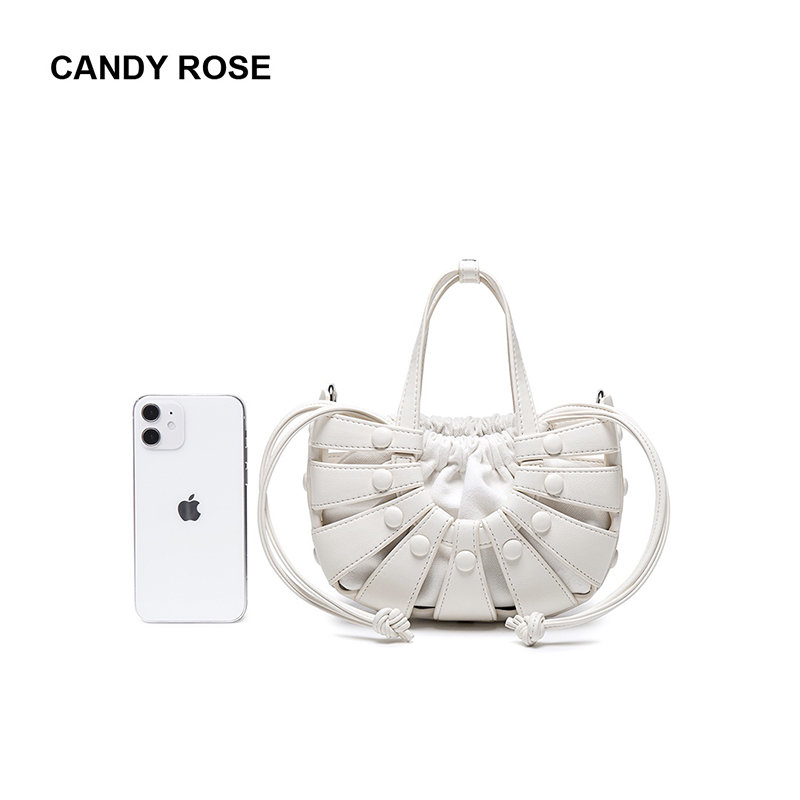 2021 hollow one-shoulder vegetable basket bag niche design large-capacity underarm tote woven picture mother handbag female
2021 hollow one-shoulder vegetable basket bag niche design large-capacity underarm tote woven picture mother handbag female
