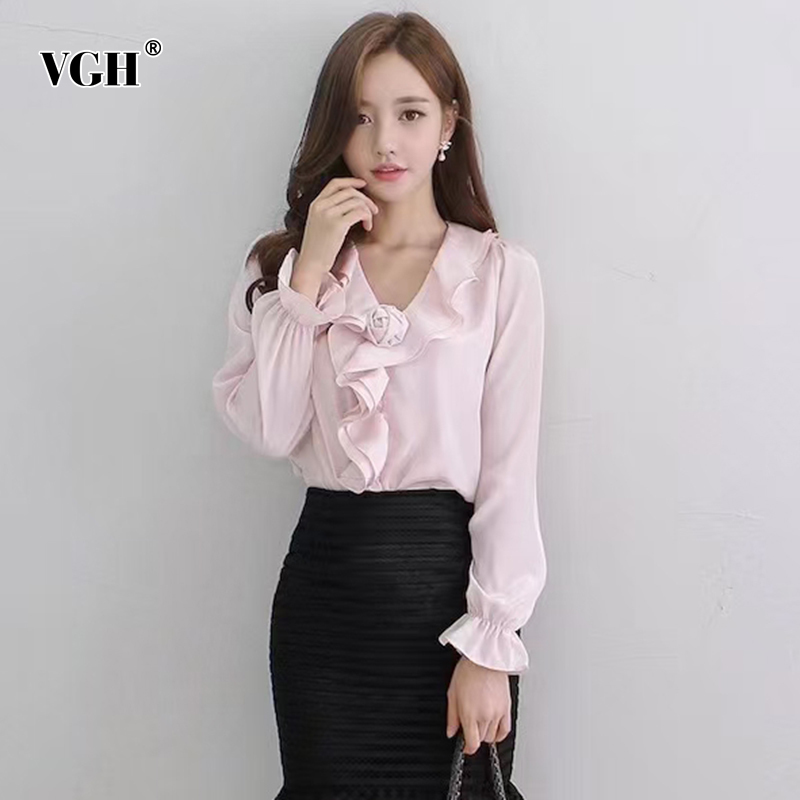 VGH Patchwork Ruffle Floral Shirt For Women V Neck Flare Long Sleeve Elegant Temperament Blouse Female Fashion New Clothing 210421
