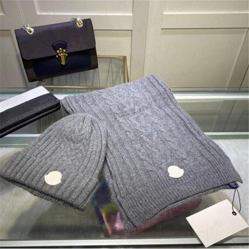 2022 designer scarves sets beanie knit hats fashion warm cap hat scarf for man women cpas winter shawl multiple colors quality, Blue;gray
2022 designer scarves sets beanie knit hats fashion warm cap hat scarf for man women cpas winter shawl multiple colors quality, Blue;gray