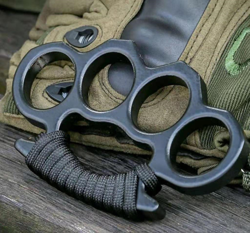 New Gilded Thick 13mm Steel Brass Knuckle Duster Color Black Plating Silver Hand Tool Clutch High Quality 4 5qd Ww3542522
New Gilded Thick 13mm Steel Brass Knuckle Duster Color Black Plating Silver Hand Tool Clutch High Quality 4 5qd Ww3542522