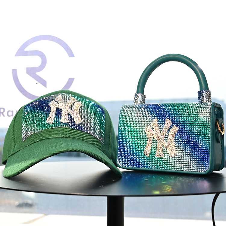 New Design Bling Ny Purse and Hat Designer Famous Brands Luxury Ladies Handbags 2021 Hand Bags Women Bag
New Design Bling Ny Purse and Hat Designer Famous Brands Luxury Ladies Handbags 2021 Hand Bags Women Bag