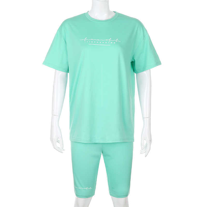 Darlingaga Casual Letter Print Workout Two Piece Set Tracksuit Women Summer Oversized Tshirt and Biker Shorts Matching Sets T200722