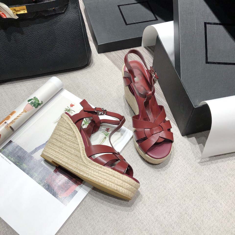 Slippers Sandals Sloping Heel Thick Sole Women Espadrille Strap Round Wedge Fashion Genuine Leather Fisherman Wedding Dress Party Shoes with Box, Black
Slippers Sandals Sloping Heel Thick Sole Women Espadrille Strap Round Wedge Fashion Genuine Leather Fisherman Wedding Dress Party Shoes with Box, Black