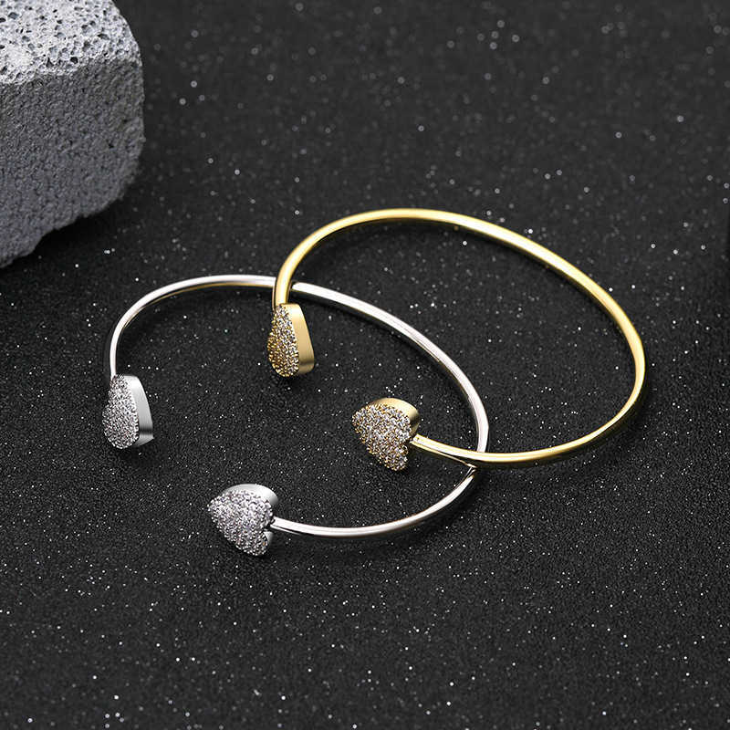 Fashion Metal Stainless Steel Open Peach Heart Bracelet, Girl Stainless Steel Inlaid Cubic Zirconia Cuff Bracelet Accessory Gift Q0719
Fashion Metal Stainless Steel Open Peach Heart Bracelet, Girl Stainless Steel Inlaid Cubic Zirconia Cuff Bracelet Accessory Gift Q0719