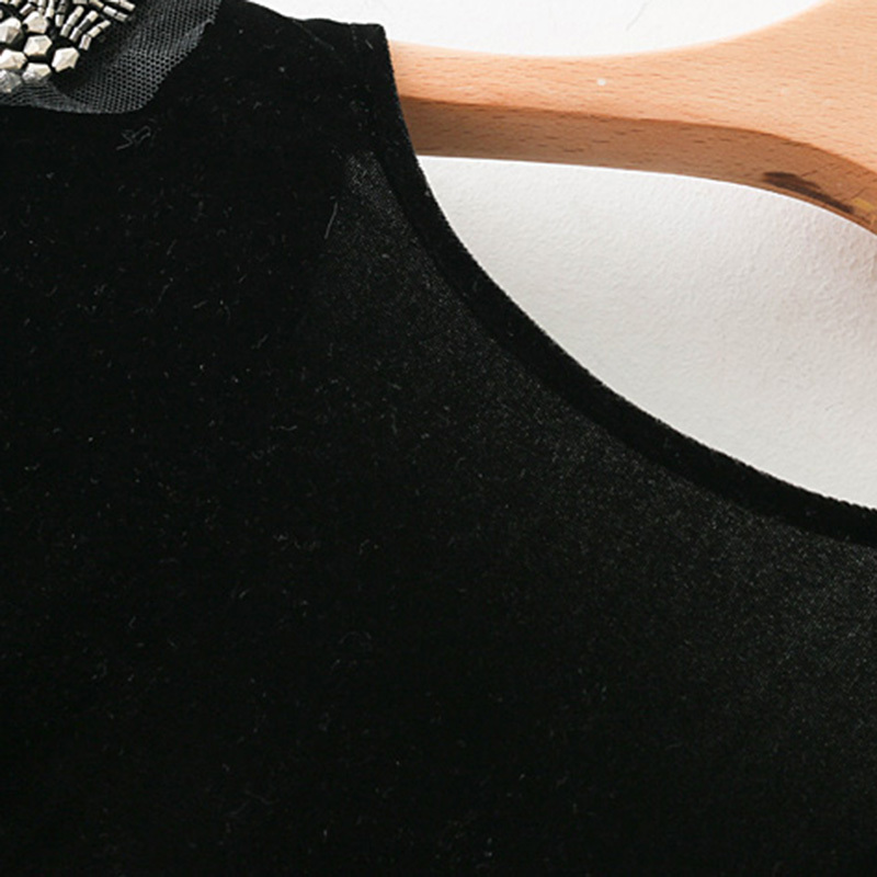 Beading Appliques Velvet Bodysuit Women Fashion Sexy Backless V Neck Crossover Ladies Playsuits Casual Body Femme 210420