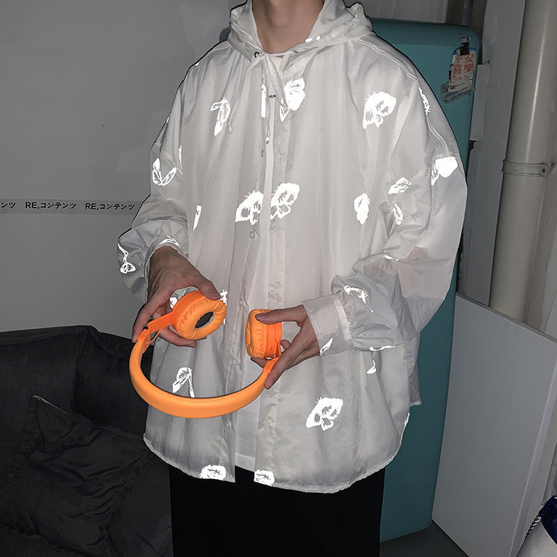 IEFB Reflective Butterfly Printed Jackets Fashion Men's Casual Oversize Coat Summer Man Hooded Sunscreen Clothing Y7296 210524