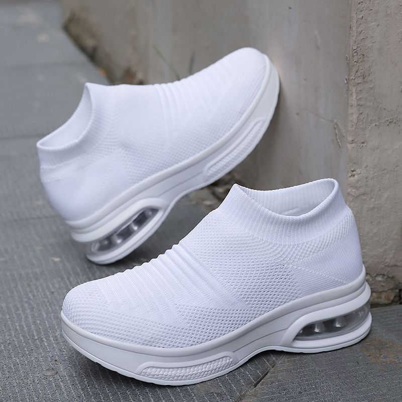 Spring and Fall Men Flat Women Trainers Top quality Sports shoes Professional Outdoor Lawn Breathable Sneakers Walking Hiking
Spring and Fall Men Flat Women Trainers Top quality Sports shoes Professional Outdoor Lawn Breathable Sneakers Walking Hiking