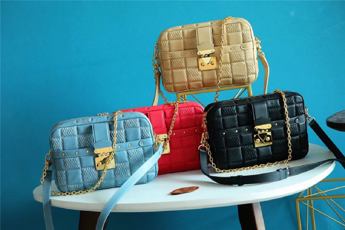 Fashion Woman Shoulder Bags Female Crossbody Bag Troca Special Style Model 2021 Leather Options Ladies Purse 2021, Red3
Fashion Woman Shoulder Bags Female Crossbody Bag Troca Special Style Model 2021 Leather Options Ladies Purse 2021, Red3