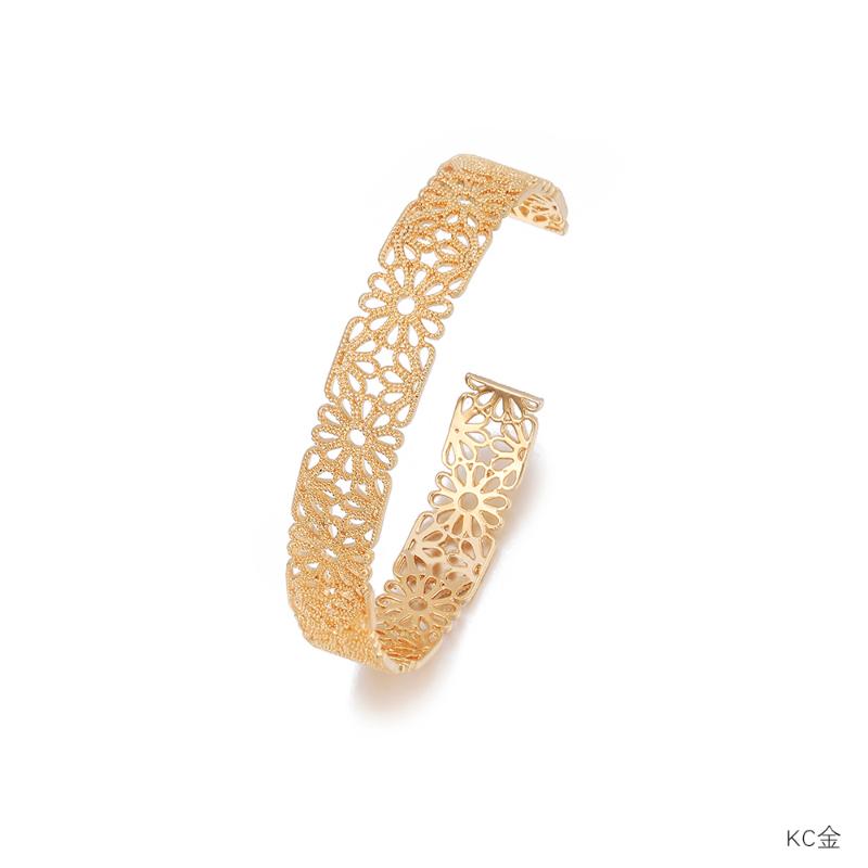 Link, chaîne luxueuse dentelle dentelle motif de fleur de dentelle pour femme simple élégant bracelet robe accessoire 2021 bijoux de mode