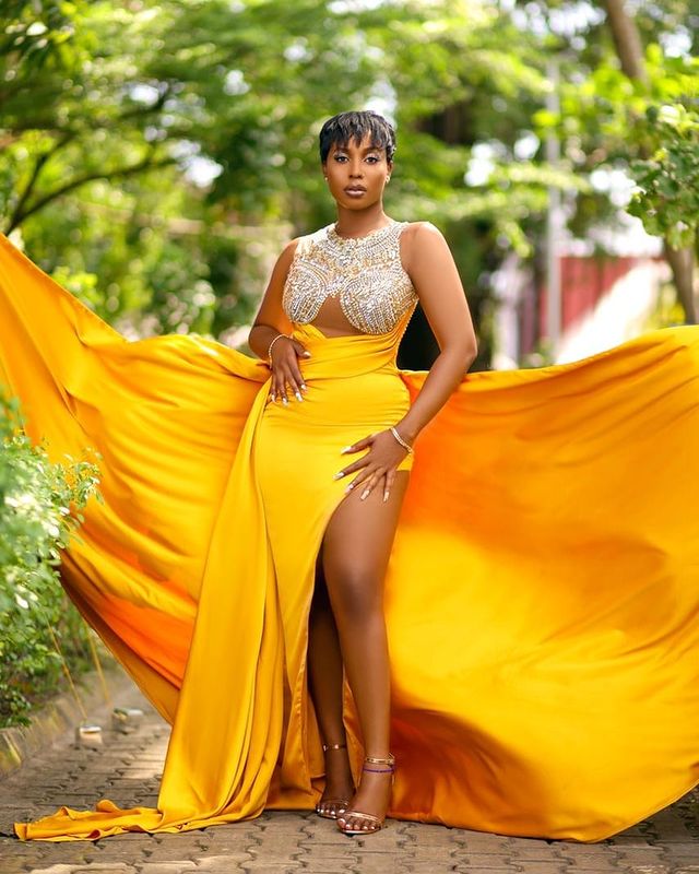 plus size arabic aso ebi yellow luxurious sexy prom dresses beaded crystals evening formal party second reception birthday engagement gowns dress zj62