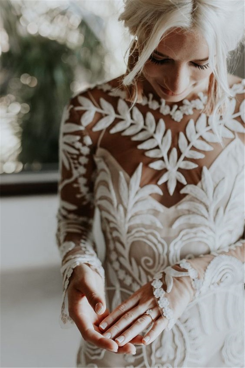 Vintage Bohemian Beach Mermaid Wedding Dresses Hippie Style Long Sleeves Lace Destination Country Boho Front Split Backless Sexy Bride Gowns 2022