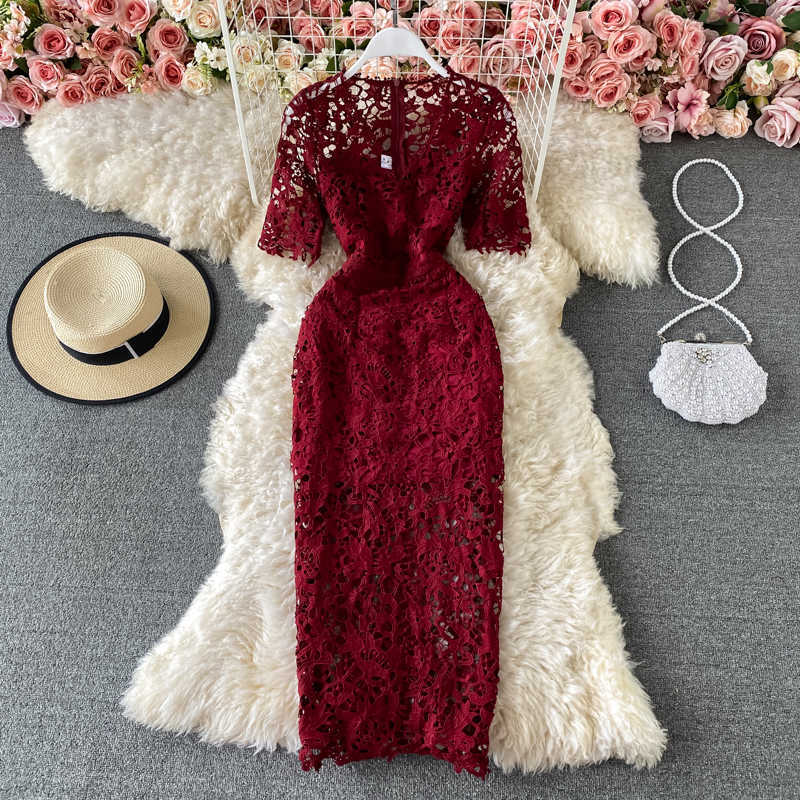 Summer Red/Yellow Lace Hollow Out Bodycon Dress Women Vintage Short Sleeve High Waist Sexy Midi Vestidos Female 2021 New Fashion Y0603, Burgundy
Summer Red/Yellow Lace Hollow Out Bodycon Dress Women Vintage Short Sleeve High Waist Sexy Midi Vestidos Female 2021 New Fashion Y0603, Burgundy