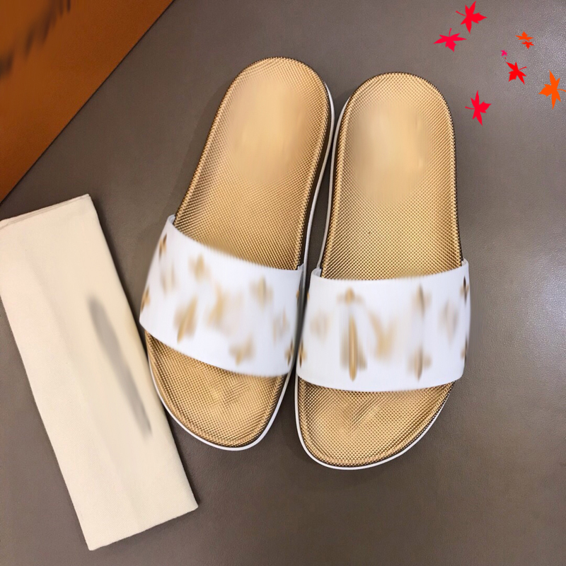 2021 Designer luxurys slippers men sandals fashion beach shoes flip flops flat non-slip classical hole slipper with box size 39-45 -G127, White
2021 Designer luxurys slippers men sandals fashion beach shoes flip flops flat non-slip classical hole slipper with box size 39-45 -G127, White