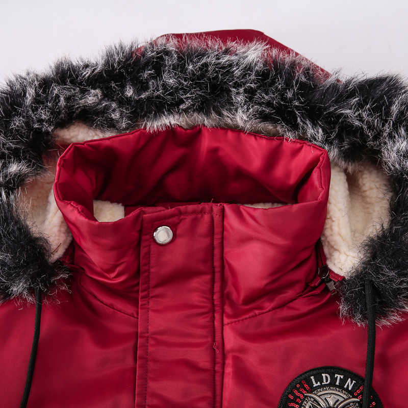 Mens Outdoor Vintage Parkas Waterproof Hat Detachable Men Thick Jacket Coat Patchwork Waterproof Pockets Mens Clothing 211014