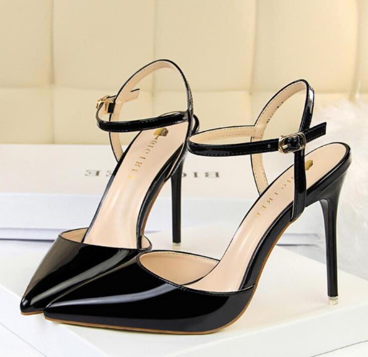 Sexy Women Pumps Pointed Toe Red Bottom Women's Shoes Double L Pump Ankle Strap High Heels Mesh Leather Stiletto Heel With Box, Black
Sexy Women Pumps Pointed Toe Red Bottom Women's Shoes Double L Pump Ankle Strap High Heels Mesh Leather Stiletto Heel With Box, Black