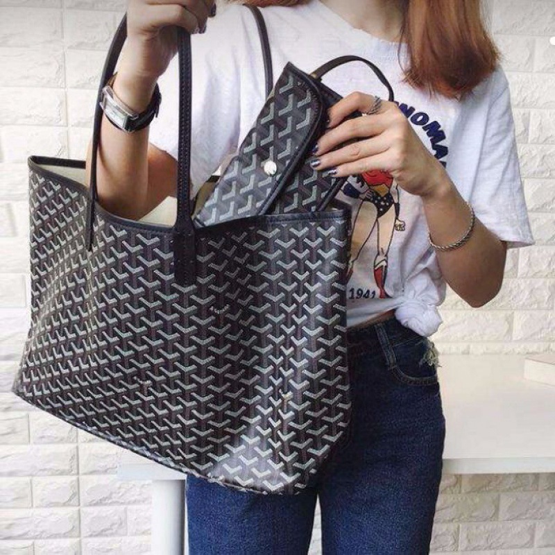 Philippine Star's same single shoulder big Goya women's leather hand held mother shopping bag
Philippine Star's same single shoulder big Goya women's leather hand held mother shopping bag