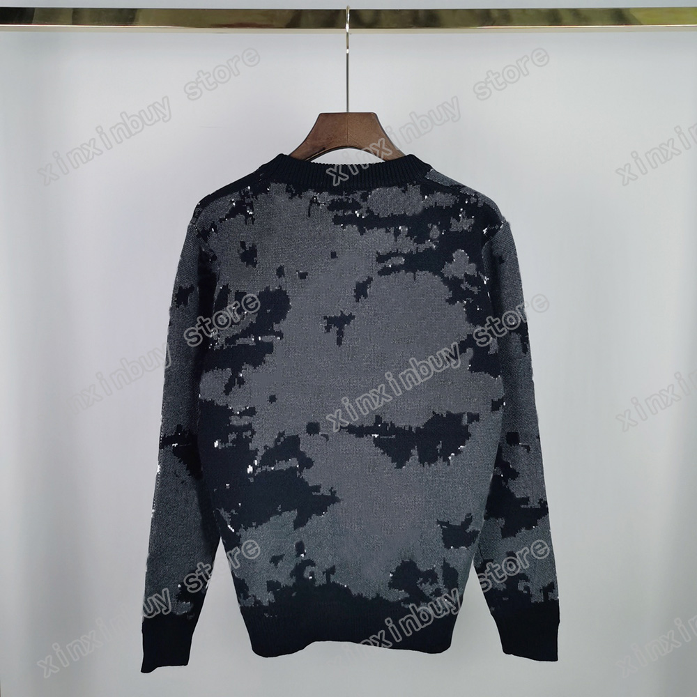 21SS European high-quality joint spring and autumn season latest catwalk sweater fashion French letter jacquard print men's designer sp, White;black
21SS European high-quality joint spring and autumn season latest catwalk sweater fashion French letter jacquard print men's designer sp, White;black