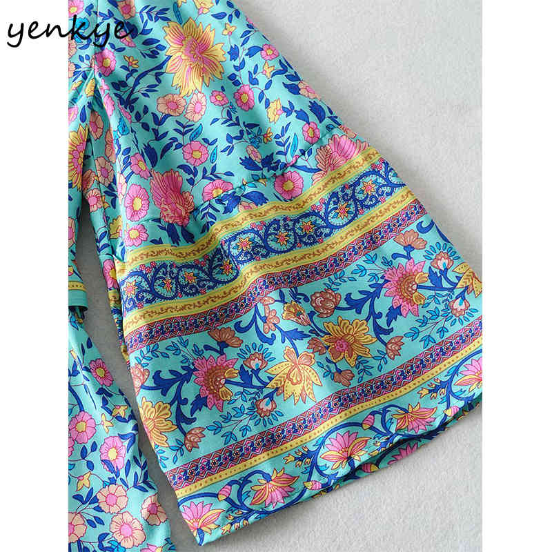 Floral Print Holiday Boho Beach Jumpsuit Women Sexy Cross V Neck Batwing Sleeve Casual Summer Short Romper 210430