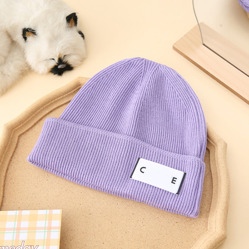 Mens Designer Beanie Cashmere Knitted Beanies For Women Fashion Casual Letter C Label Luxury Cap Brimless Hat Winter Caps acelet, As pics
Mens Designer Beanie Cashmere Knitted Beanies For Women Fashion Casual Letter C Label Luxury Cap Brimless Hat Winter Caps acelet, As pics