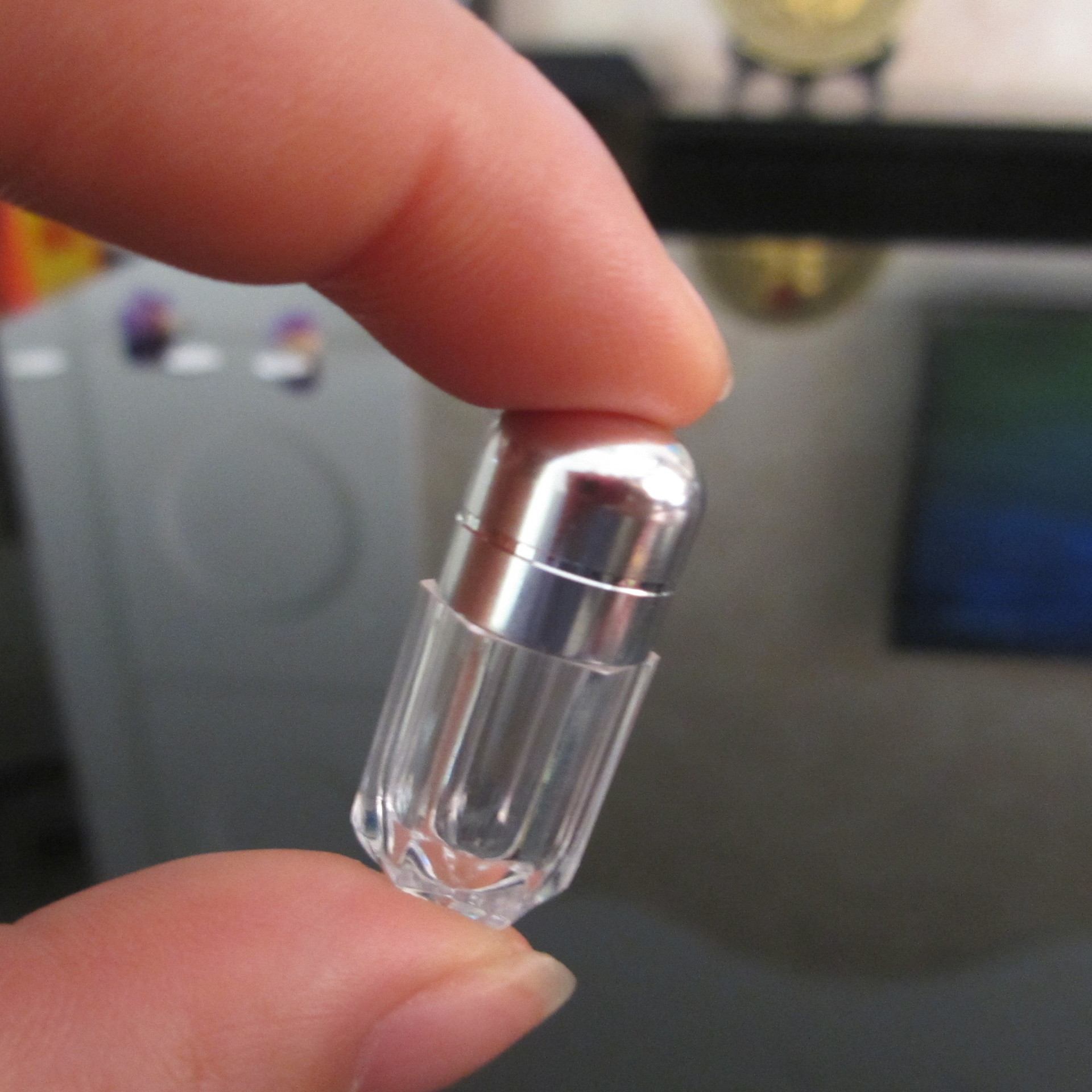 Pill Bottle Clear Empty Portable Thicken Plastic Bottles Capsule Case with colorful Screw Cap Pills Holder Storage Container WLL697