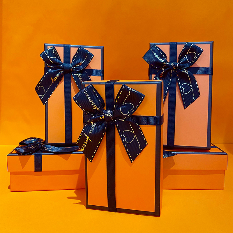 Light luxury style gift wrap box birthday high-end creative cute exquisite holiday gift boxes
Light luxury style gift wrap box birthday high-end creative cute exquisite holiday gift boxes