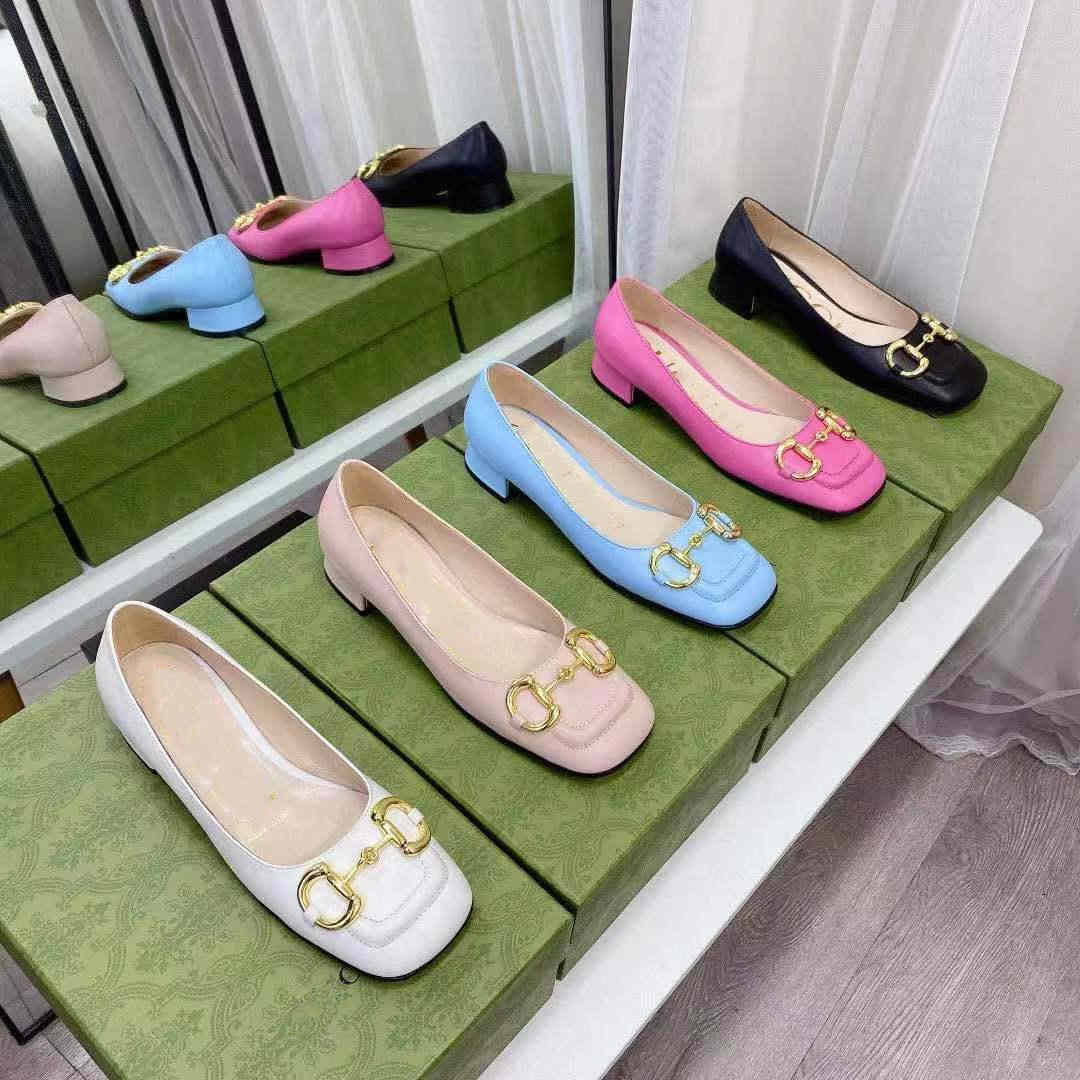 2021 new classic ladies thick heel buckle sandals, designer fashion ladies elegant sandals, with box, Black
2021 new classic ladies thick heel buckle sandals, designer fashion ladies elegant sandals, with box, Black