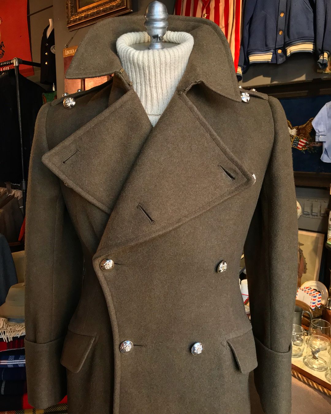 Vintage Mens Designer Suits One-piece Wool Blend Peaked Lapel Groom Tuxedos Customized Made jacket Business Men Suits